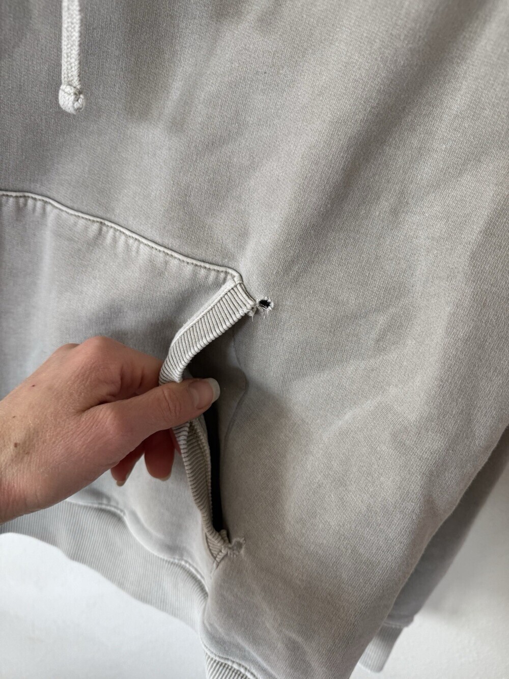 Kith Distressed Washed gray Hoodie Womens Extra Large Sweatshirt Long Sleeve - Picture 3 of 7